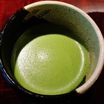 『抹茶』(1000円)!!抹茶は『祇園辻利』さんの『千代昔』～！！きめの細かい泡立てで、抹茶の香りが漂い、ほど良い苦みと旨みを感じる抹茶～♪(^o^)丿