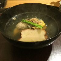 日本料理 太月 - スッポンと麩のお椀