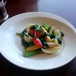 桂花苑 - イカと野菜のピリ辛炒め