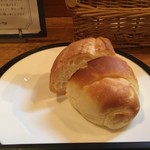 レストラン フィーネ - パン