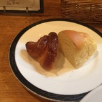 レストラン フィーネ - お替わりのパン