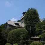 ルアン 神戸迎賓館 - 100年を見越しての庭木