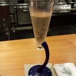 茶寮 瀧乃家 - 今日はワインで行こうとシャンパン頼みました。