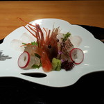 茶寮 瀧乃家 - 造りも幻の松川カレイや活けのボタン海老など、タイもすごく美味しい。