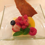 ルアン 神戸迎賓館 - ｳﾞｧﾆﾗ風味のｸﾚｰﾑｷｬﾗﾒﾙ