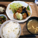 食堂コヨミ - はぎちくポークの肉団子と茄子の甘酢あん