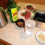 焼肉ジュージュー - ジンロ　ロック