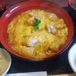 あい庵 - 宝夢卵の親子丼 ７００円(税込)  少し頂きましたが、嗜好が変わったようで、少し甘さが過ぎていたような？それでも美味しいとろとろの親子丼。