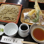 嫁さんの「朝〆穴子天せいろ」