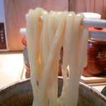 つけ麺屋 やすべえ 西池袋店 - サッポロ製麺の麺の表情