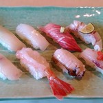 Sushi Ei - アワビなんかも入ってます
