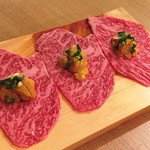 和牛焼肉じろうや 介 wagyu&sake - 160718コースの飛騨牛うに巻きロース