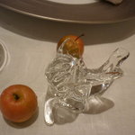 レザンファン ギャテ - テーブルの上には、天使