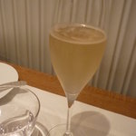 レザンファン ギャテ - シャンパン