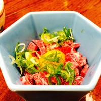 馬春楼 北新地総本店 - 突出し、桜なっとう!!混ぜ混ぜして食べますよ♪