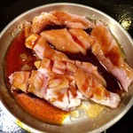 大衆ホルモン焼肉 順 - ミノたれ