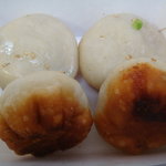 上海生煎館 - 焼小龍包(表面と裏面)