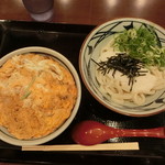 丸亀製麺 - 親子丼定食　とろろ醤油うどん　740円