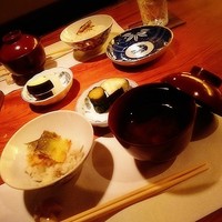 段屋鈴江 - 