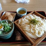 Teuchi Udon Ishii - ざるうどん+稲荷
                        