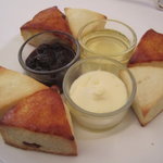 セント レジス ホテル - Welcome Afternoon Tea (ケーキの段）