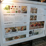 外にメニューが！