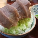 御福餅 本家 - 【2016.08】御福氷(500円)お抹茶をかけていただきます。