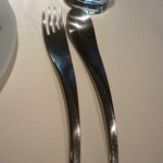 Casa Osano - まるでお化けのようなフォルムのカトラリー