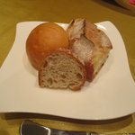 セント レジス ホテル - ３種類のパンが用意されていました