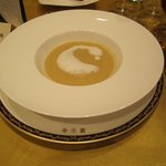 セント レジス ホテル - 秋茄子のスープ　カオウチーノ仕立て