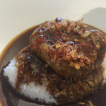 シャンピニオン 堺 - 角煮的なお肉がオン！
                                インパクトありすぎw