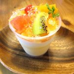 ル・パティシエ ヨコヤマ - 赤肉メロンとバニラのクリームブリュレ！(2016,08/07)