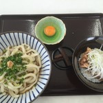 2016・8　得々セットのB　角煮は箸で切れます。