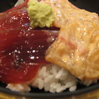 鮨 からく - づけ・鯛のごま和え丼1000円