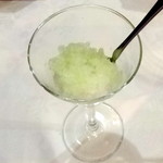 サラマンジェ ド イザシ ワキサカ - レモンとカルヴァドスのグラニテ