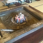 揖斐川丘苑 - 囲炉裏