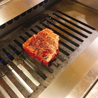 やきにく なり田屋