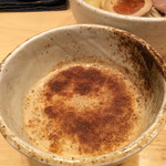 みつ星製麺所 - つけ麺のつけ汁。いかに温度を保つか、永遠の課題。