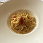 マンジャーレ お台場 - ドライトマト、カラスミ、青唐辛子のパスタ