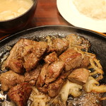 田中屋レストラン - 満腹定食　つまり切り落としステーキ300g