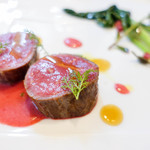 イル プレージョ - メインの肉料理は鹿