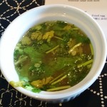 スミダリバーキッチン - パクチー香のスープ