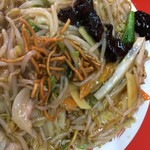 大門 - 揚げ焼きそば内部。