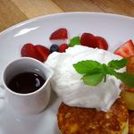 Sunny Days Monsarrat Ave Honolulu - シロップと生クリーム