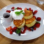 Sunny Days Monsarrat Ave Honolulu - パンケーキ　“ベリーベリー”