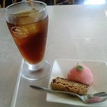 デザートとドリンク