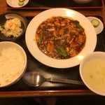 Ichijou Marufuji - 【2016年06月】ランチの麻婆豆腐定食＠650円、提供時。