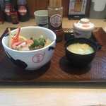 海鮮丼 日の出 - 