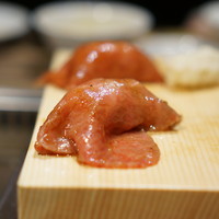 焼肉 ジャンボ はなれ - にぎり