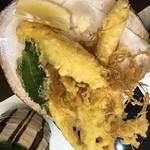 活魚廻転寿し 水天 - ヤングコーン